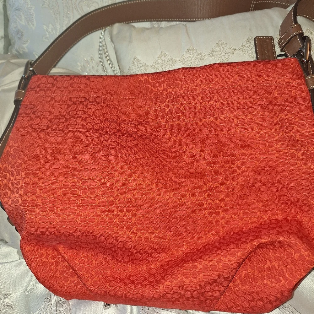 Coach crossbody - Picture 2 of 10